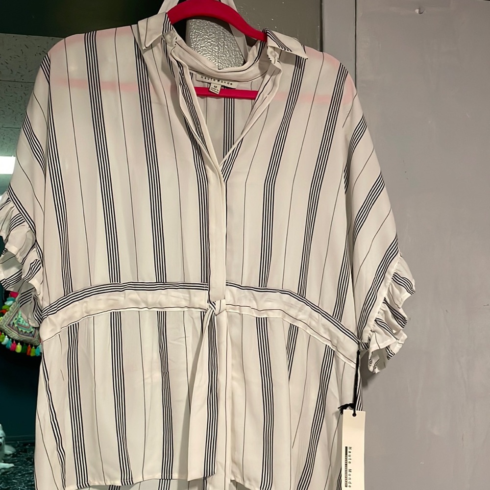 Brand new button and adjustable front tie top!